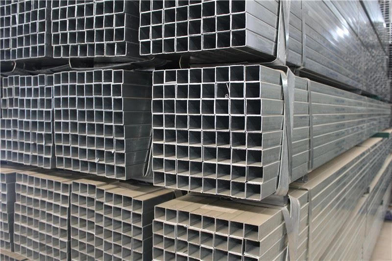 Píobán Cruach Galvanized Cearnóg Shs 40X40X2mm Q235B Q355 ASTM A500 Gi Pipe Le Tógáil